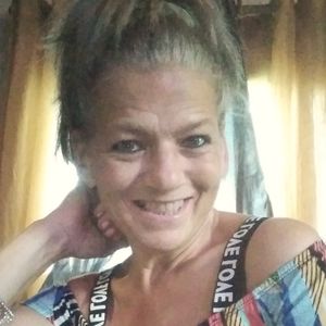 Meet your Posher, Becky